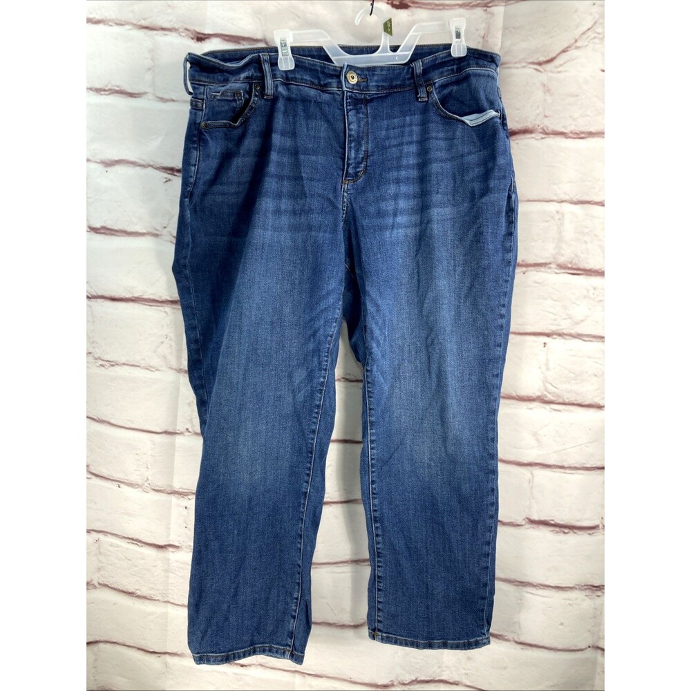 St John's Bay Girlfriend Jeans Womens Size 20 Straight Leg Blue Medium Wash